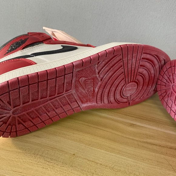 Air Jordan 1 Retro High OG Size 10 Chicago Lost & Found’ Newly released 2022 - Picture 5 of 12